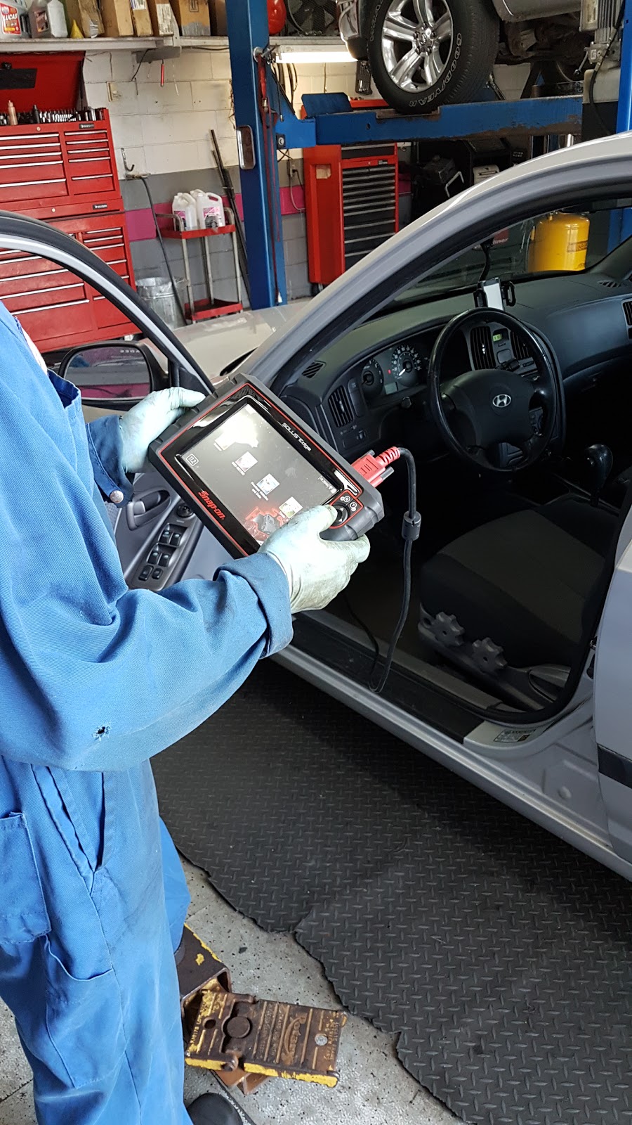 Apel Auto Centre Ltd. | 1495 Apel Dr, Port Coquitlam, BC V3B 2V1, Canada | Phone: (604) 472-0878