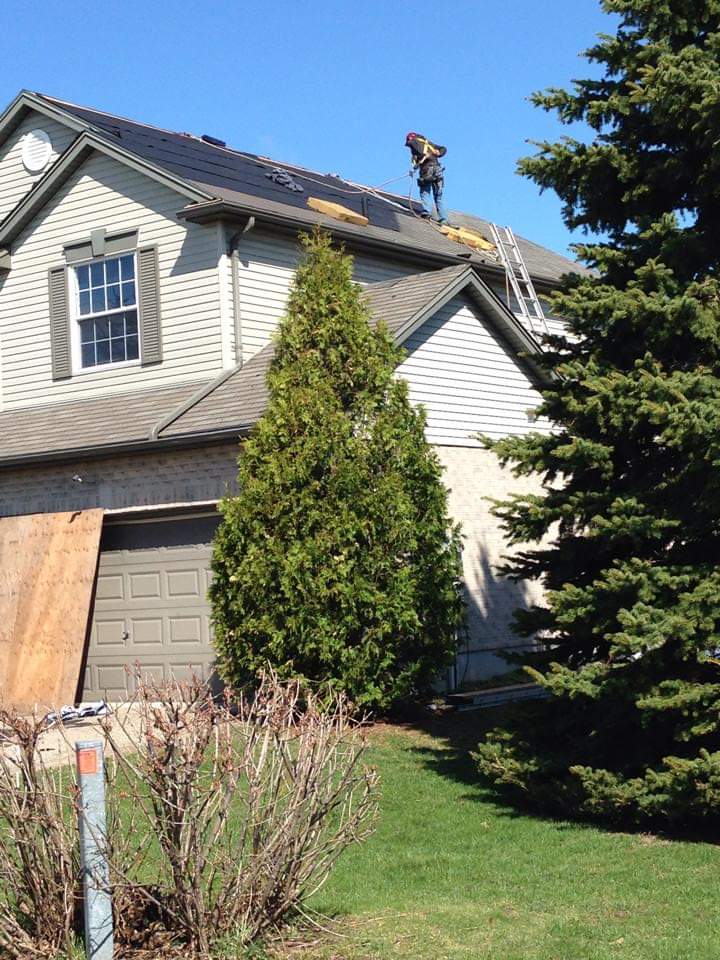 RT Construction - Roofing Contractor | 1 Guettinger St, Crediton, ON N0M 1M0, Canada | Phone: (519) 630-3081