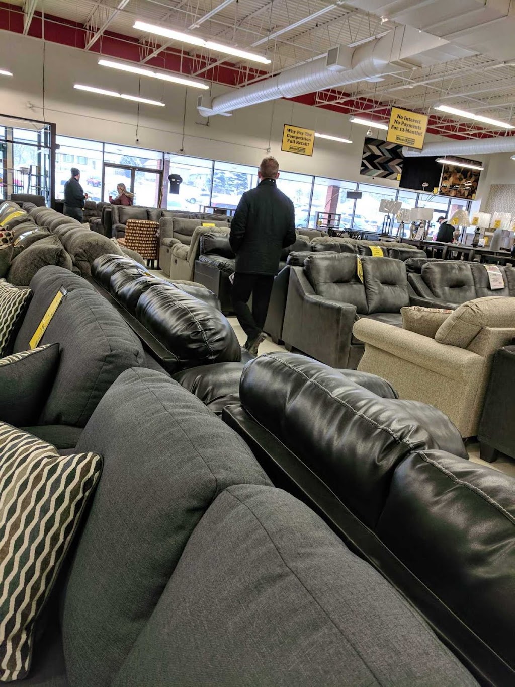 Surplus Furniture and Mattress Warehouse | 1298 Trafalgar St, London, ON N5Z 1H9, Canada | Phone: (519) 455-7800
