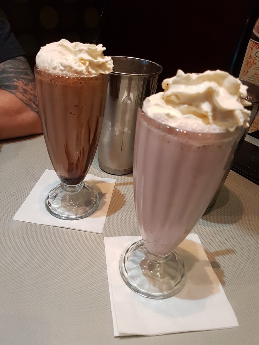 Rickys | 15987 97 St NW, Edmonton, AB T5X 0C7, Canada | Phone: (587) 521-7337