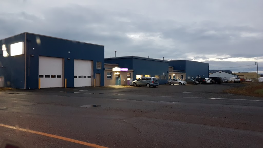 FedEx Ship Centre | store | 305 Hector Dougall Way, Thunder Bay, ON P7E 6M5, Canada | 8004633339 OR +1 800-463-3339