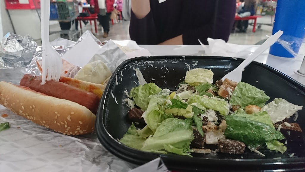 Costco Food Court | 3600 Av. des Grandes Tourelles, Boisbriand, QC J7H 1M9, Canada | Phone: (450) 420-4500