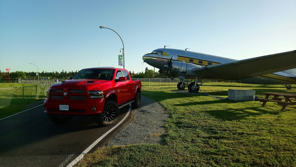 Langley Regional Airport | 5385 216 St, Langley City, BC V2Y 2N3, Canada | Phone: (604) 534-7330