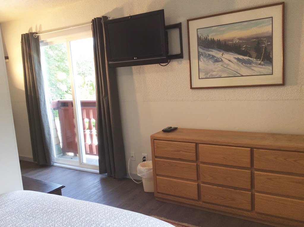 Southside Lodge | 2102 Lake Placid Rd, Whistler, BC V0N 1B2, Canada | Phone: (604) 932-3644