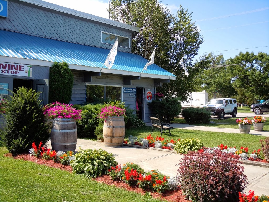 Quintes Isle Campark | 237 Salmon Point Rd, Cherry Valley, ON K0K 1P0, Canada | Phone: (613) 476-6310