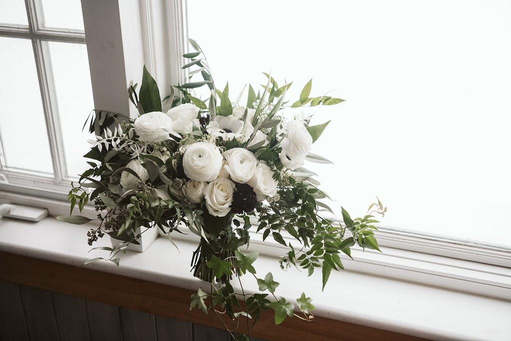 Flower Child: Floral Designs by Allison | 1599 Cedar Ln, Bracebridge, ON P1L 1W9, Canada | Phone: (705) 394-4581
