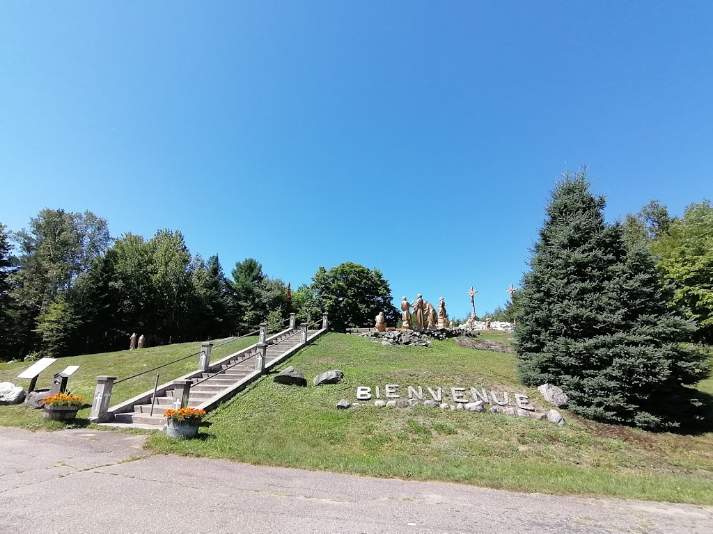 Calvaire dHuberdeau | 231 Rue Principale, Huberdeau, QC J0T 1G0, Canada | Phone: (819) 687-3647