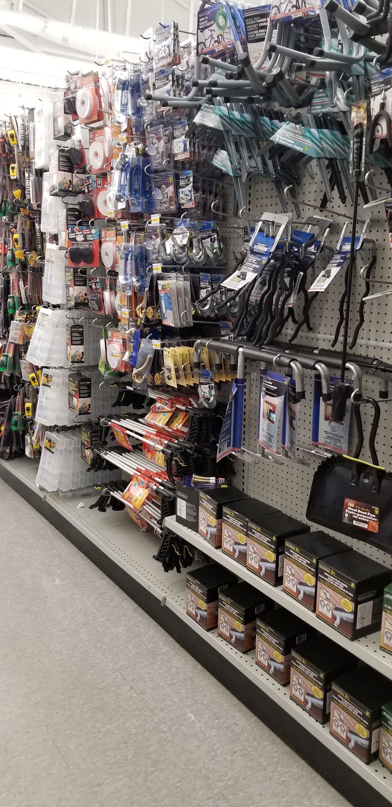 Dollarama | 1275 Highbury Ave N, Northland Mall, London, ON N5Y 1A8, Canada | Phone: (519) 453-2994