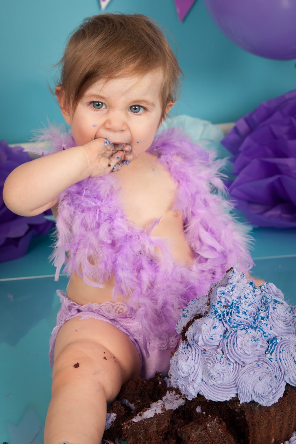 Trish Beesley Photography & Graphic Design | 3A King St S Unit 3, Cookstown, ON L0L 1L0, Canada | Phone: (416) 476-7812