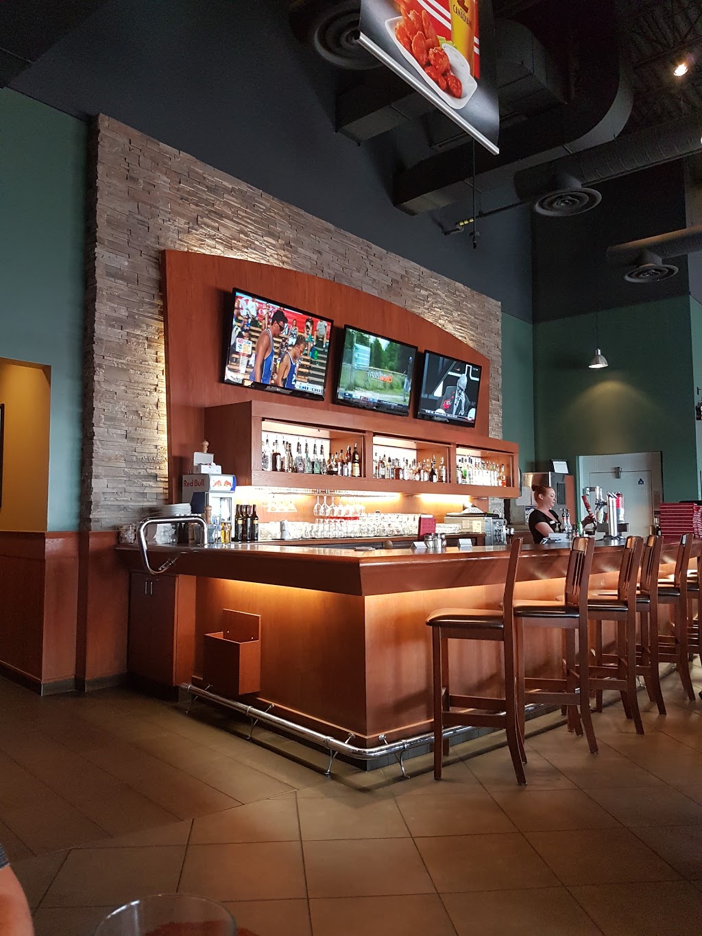 Boston Pizza | CrossIron Mills, 261055 Crossiron Blvd, Rocky View No. 44, AB T4A 0G3, Canada | Phone: (403) 250-1007