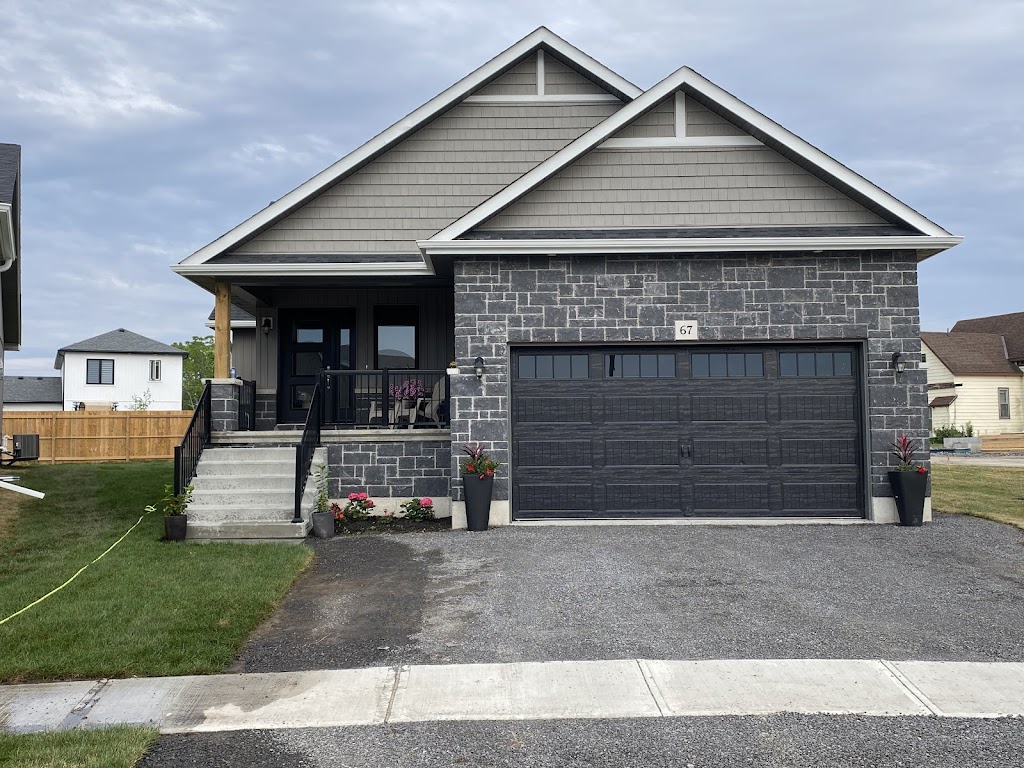 The County Pinot Noir | 67 Farrington Cres, Picton, ON K0K 2T0, Canada | Phone: (613) 391-0337