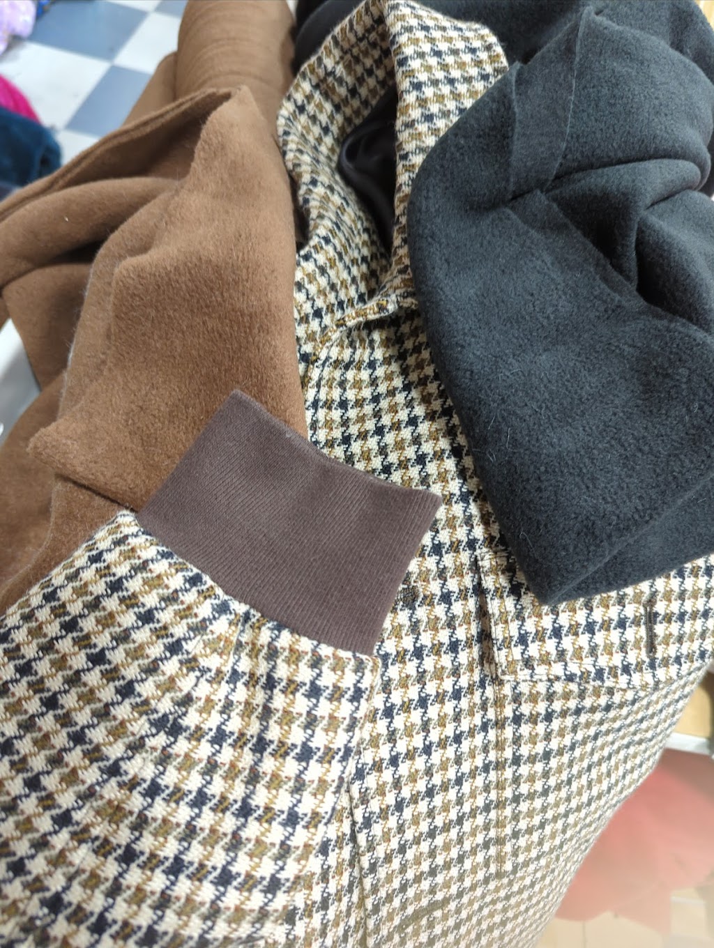 Julies Sewing Work | 1600 90 Ave SW, Calgary, AB T2V 5A8, Canada | Phone: (587) 586-7236