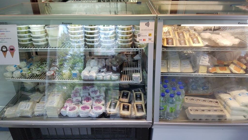Fromagerie Du Vieux St-Francois | 4740 Boulevard des Mille-Îles, Laval, QC H7J 1A1, Canada | Phone: (450) 666-6810