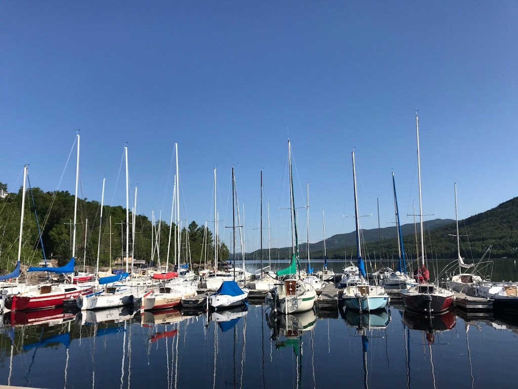 Versants Mont-Tremblant Inc | 1972 Chem. du Village suite 101, Mont-Tremblant, QC J8E 1K4, Canada | Phone: (819) 425-0000