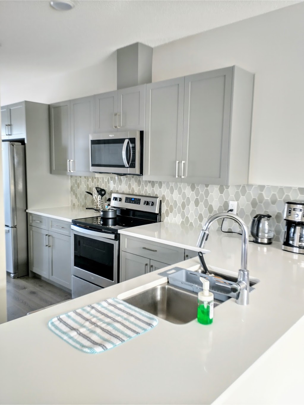 Livingston Lodge | Lucas Manor NW, Calgary, AB T3P 1H9, Canada | Phone: (825) 438-6868