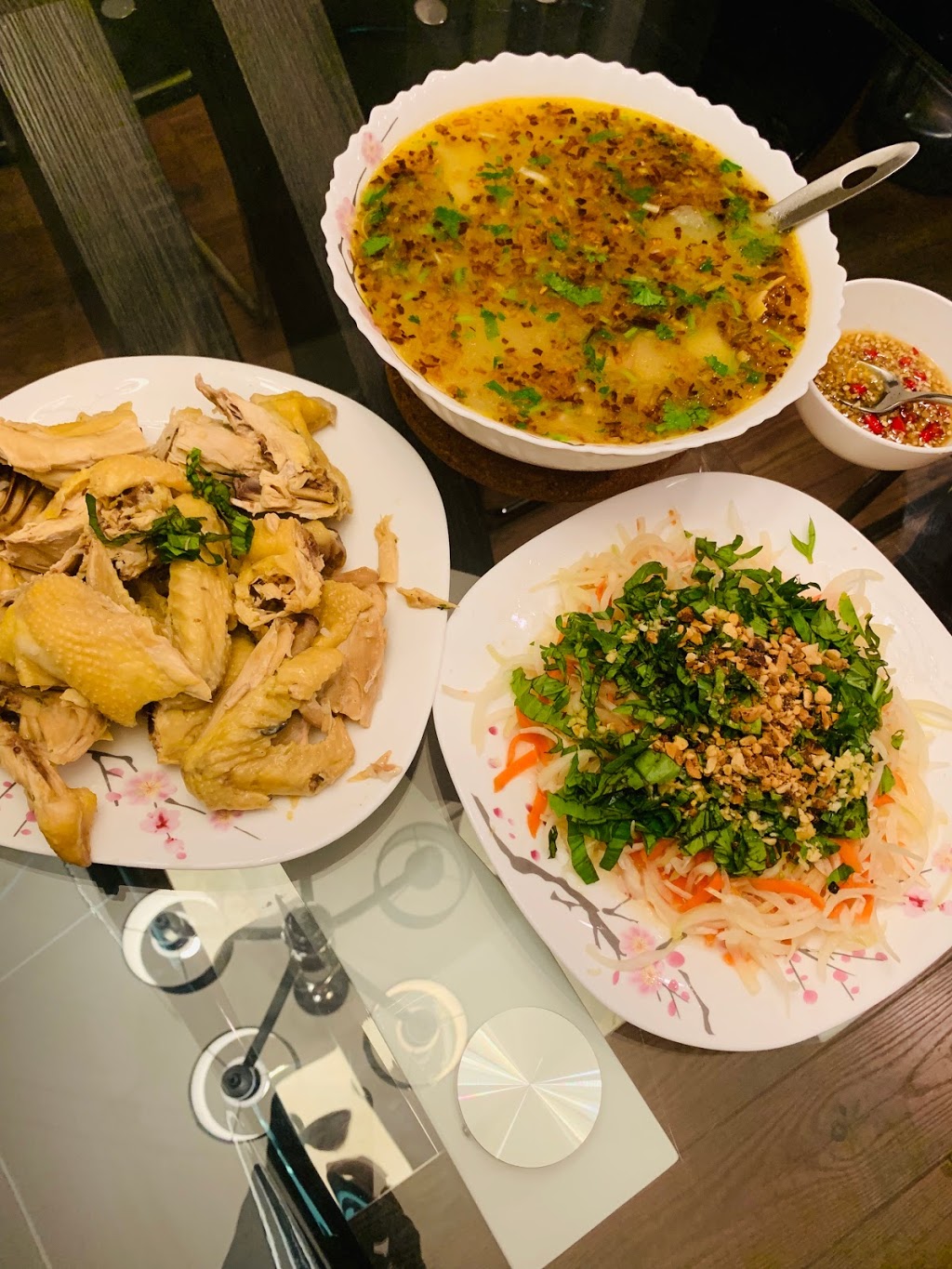 Les Sub Vietnamese Fast Food Restaurant | 8580 Young Rd #4, Chilliwack, BC V2P 6Z8, Canada | Phone: (604) 402-2239