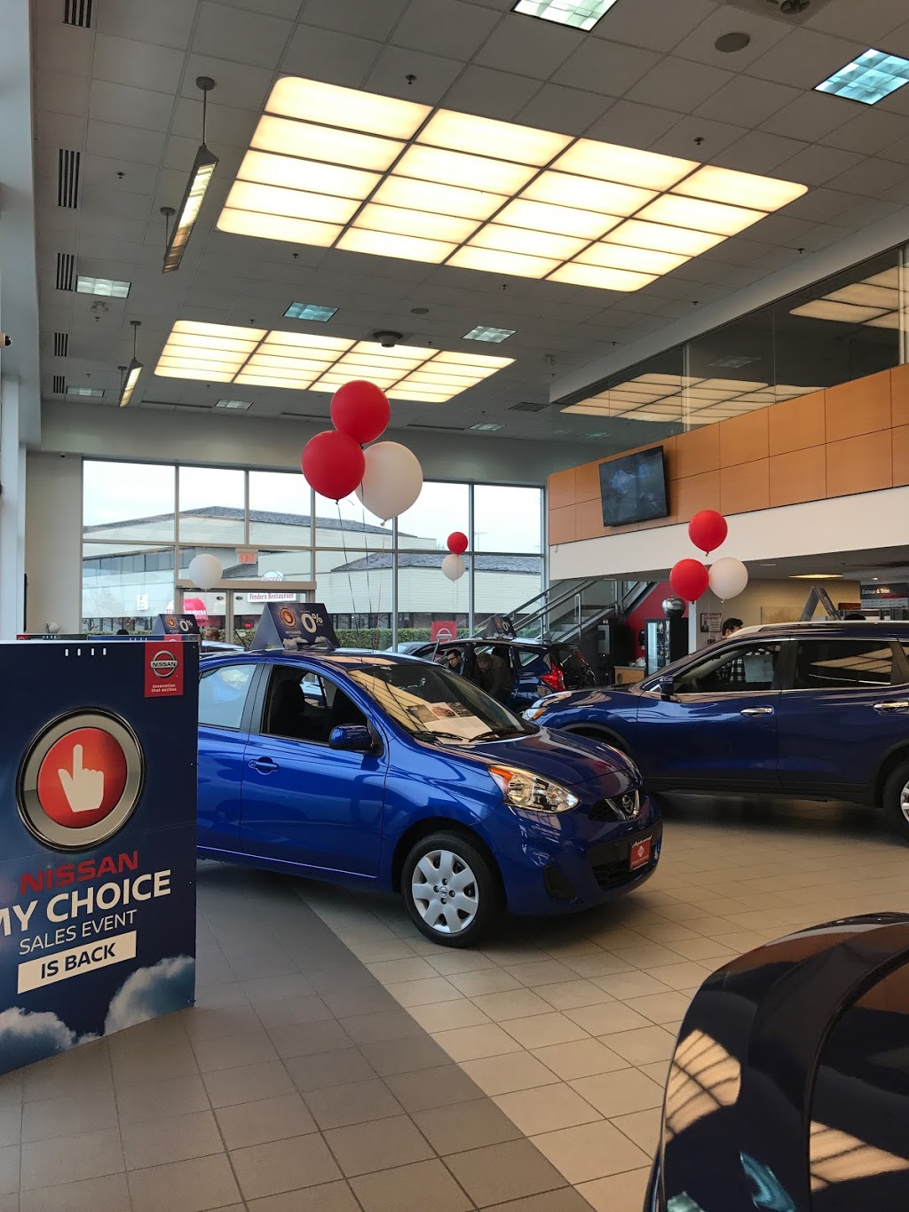 Applewood Nissan Richmond | 13220 Smallwood Pl, Richmond, BC V6V 1W8, Canada | Phone: (604) 273-1661
