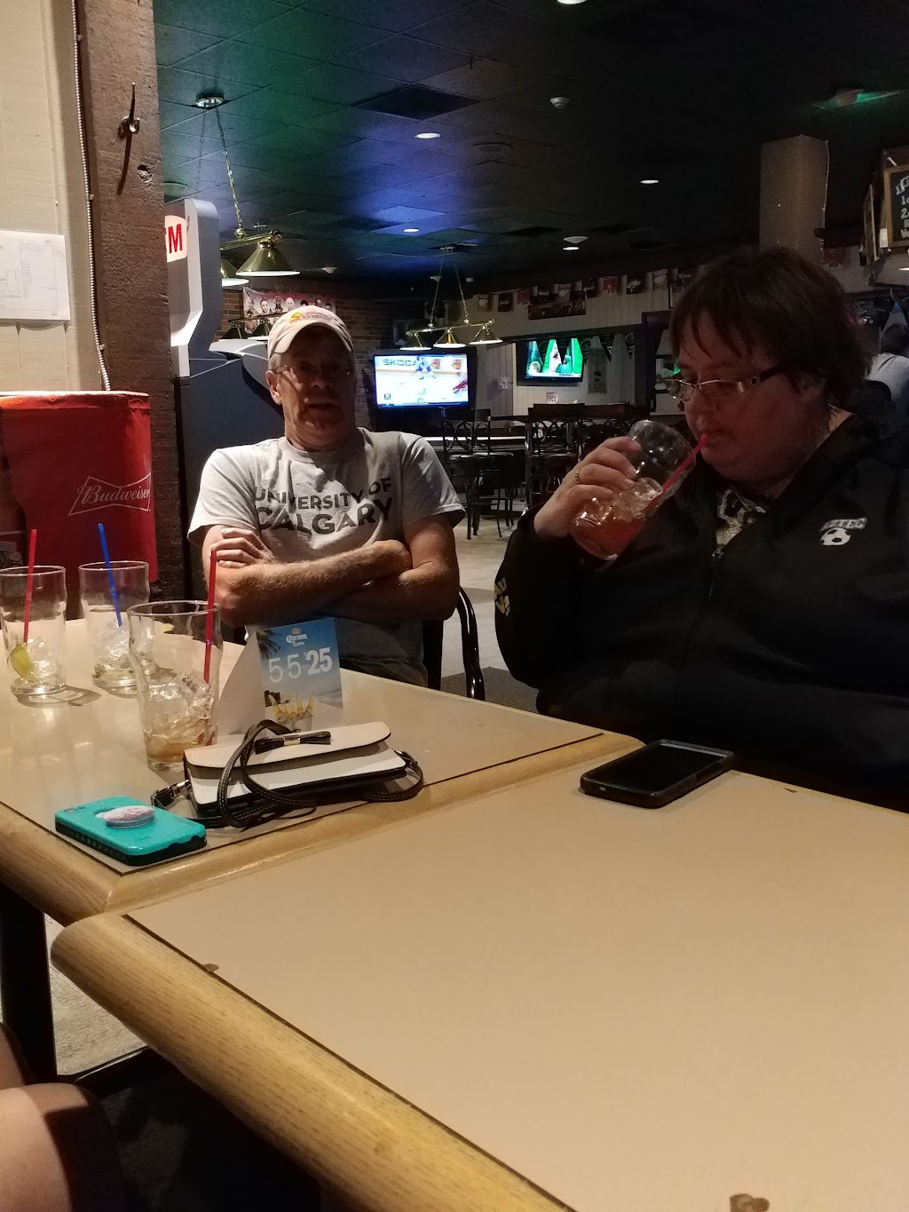 Barleys Pub | 115 10th Ave, Carstairs, AB T0M 0N0, Canada | Phone: (403) 337-3013