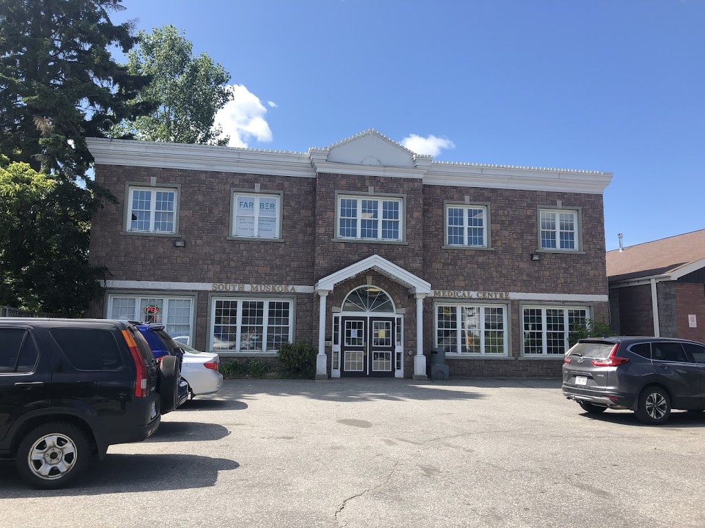 South Muskoka Medical Centre & Walk-In Clinic | 230 Manitoba St, Bracebridge, ON P1L 2E1, Canada | Phone: (705) 646-7634