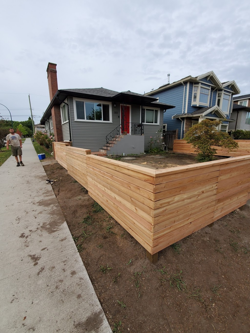 Black Dog Fencing Inc. | Lorne Ave, Maple Ridge, BC V2X 1H6, Canada | Phone: (778) 879-7335