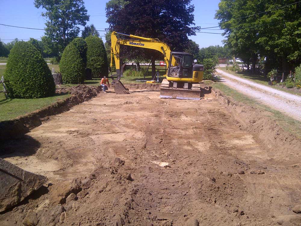 Muddy Men Construction | 8289 Concession Rd 2, Mount Albert, ON L0G 1M0, Canada | Phone: (800) 691-3544