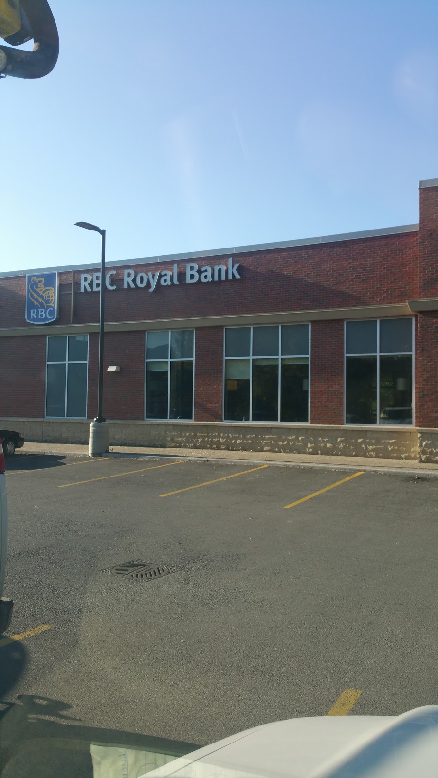 RBC Royal Bank | 5501 Manotick Main St, Manotick, ON K4M 1A2, Canada | Phone: (613) 692-5400