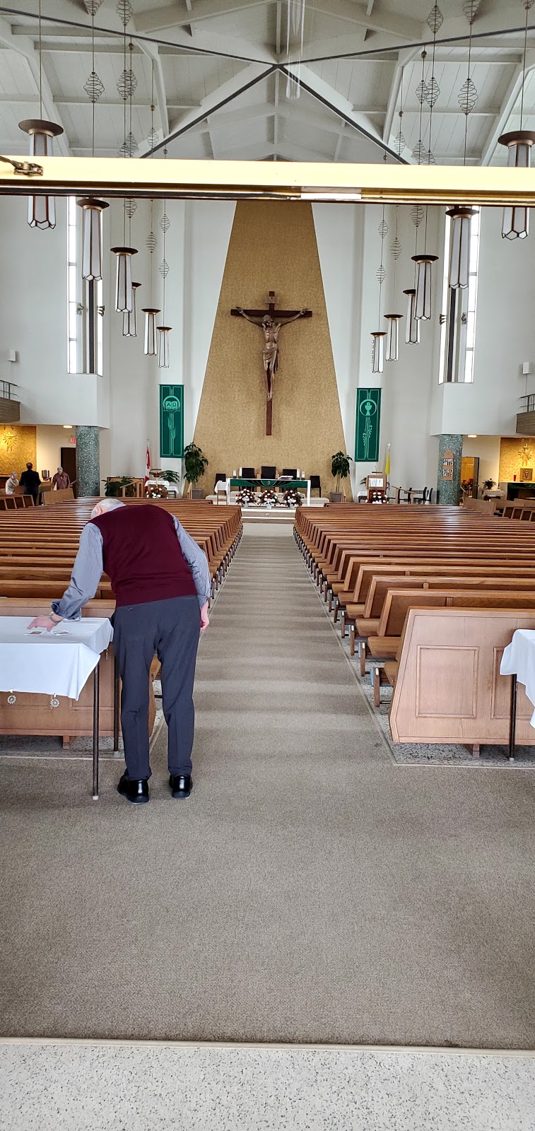 St. Josephs Church | 392 Palace Rd, Kingston, ON K7L 4T3, Canada | Phone: (613) 547-5004