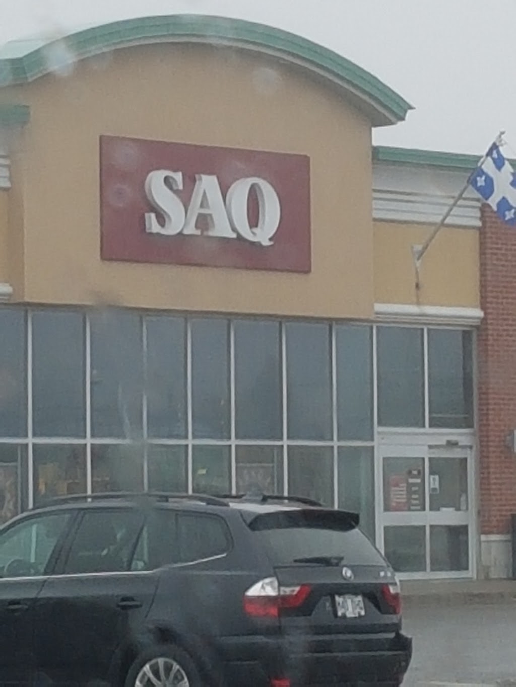 SAQ | 710 Montée Paiement, Gatineau, QC J8R 4A3, Canada | Phone: (819) 669-3684