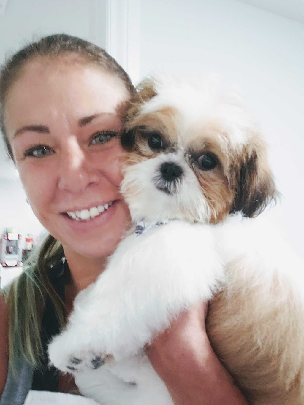 Melanie’s Mutts On The Mountain | E 17th St, Hamilton, ON L9A 4M1, Canada | Phone: (647) 705-5834