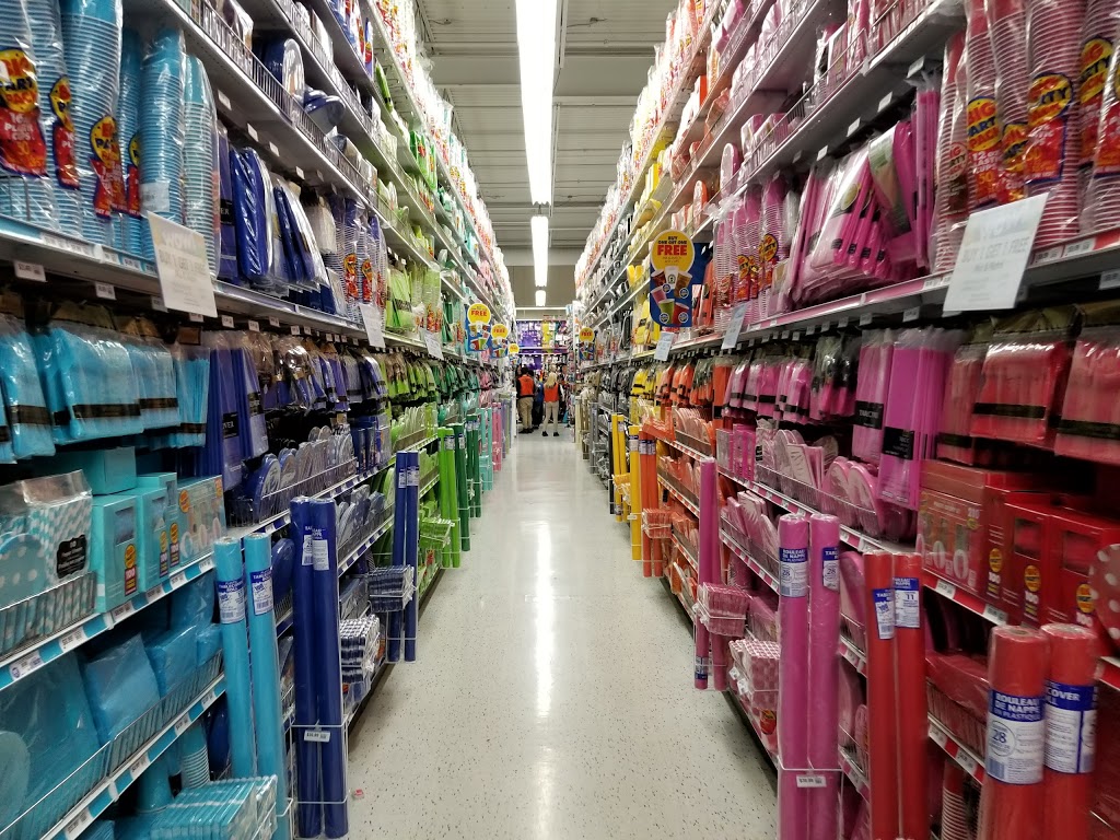 Party City | 3050 Vega Blvd, Mississauga, ON L5L 5X8, Canada | Phone: (905) 607-2789