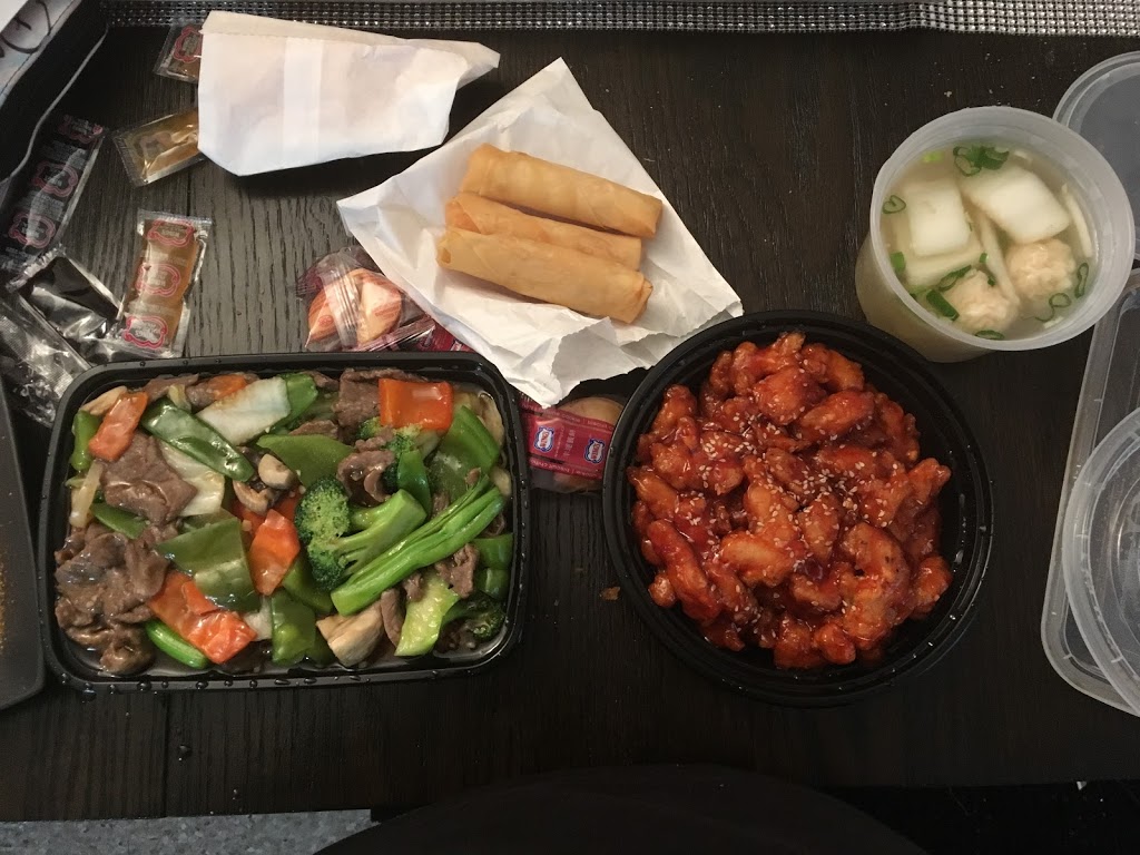 Golden Dragon Palace | 7000 McLeod Rd, Niagara Falls, ON L2G 7K3, Canada | Phone: (905) 356-8668