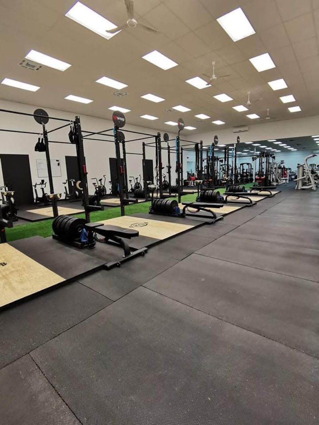KinerGym | 2b Rue Taché, Rivière-du-Loup, QC G5R 4K4, Canada | Phone: (418) 605-0950
