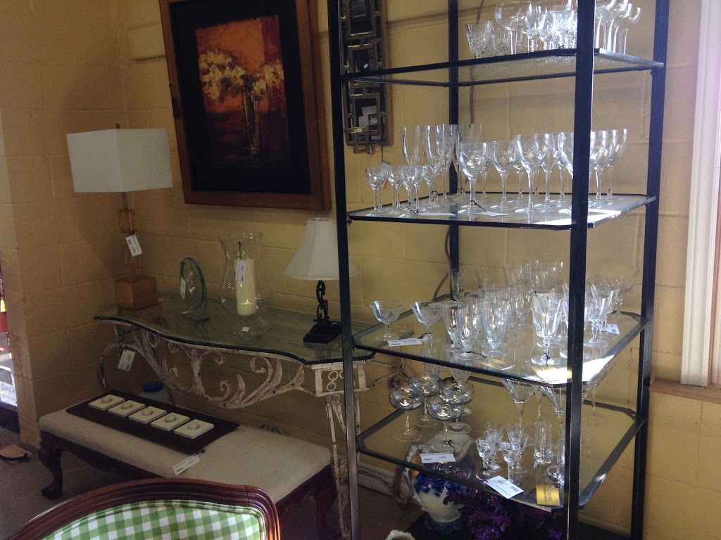 ReDECOR | 1055 Sarnia Rd, London, ON N6H 5J9, Canada | Phone: (226) 884-4144