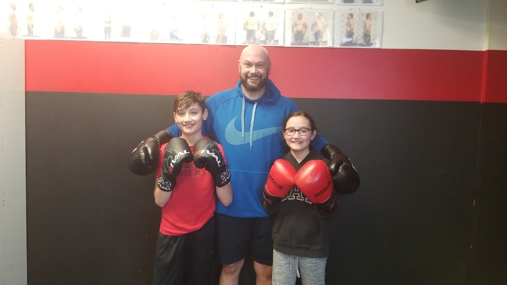 Southpaw Family Fitness & Boxing Gym | 3130 Glenmore Ct SE, Calgary, AB T2C 2E6, Canada | Phone: (587) 602-5811