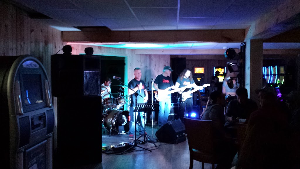 Bar 239 | 239 Avenue du Parc, Saint-Gabriel-de-Brandon, QC J0K 2N0, Canada | Phone: (450) 386-7227