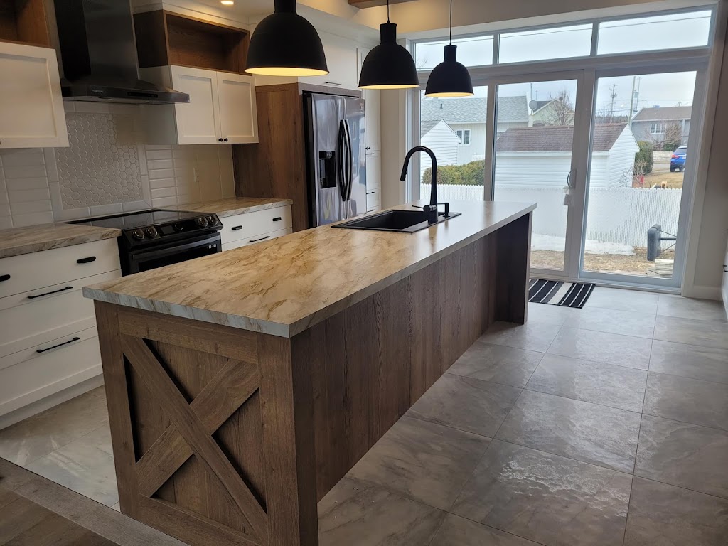 Côté Chanvillard Armoires, Construction, Escalier, | 1836 Rue Roussel, Chicoutimi, QC G7G 1V1, Canada | Phone: (418) 545-6159