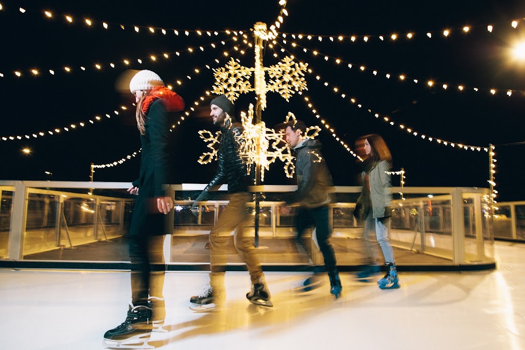 Starlight Skating Rink | 500 Esplanade Ave, Harrison Hot Springs, BC V0M 1K0, Canada | Phone: (604) 796-5581