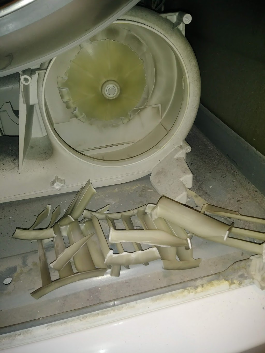 Octopus Royal Appliances Repair Service | 31 Codsell Ave, Toronto, ON M3H 3V7, Canada | Phone: (647) 286-1327