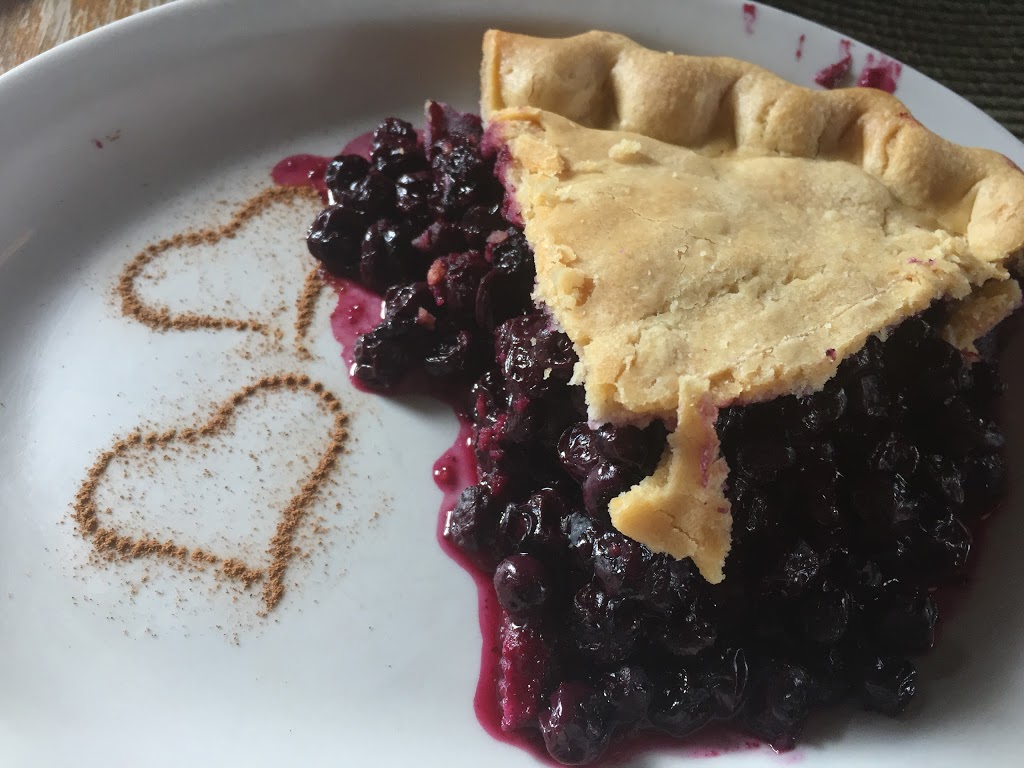 Aphrodites Organic Pie Shop | 3598 W 4th Ave, Vancouver, BC V6R 1N8, Canada | Phone: (604) 738-5879