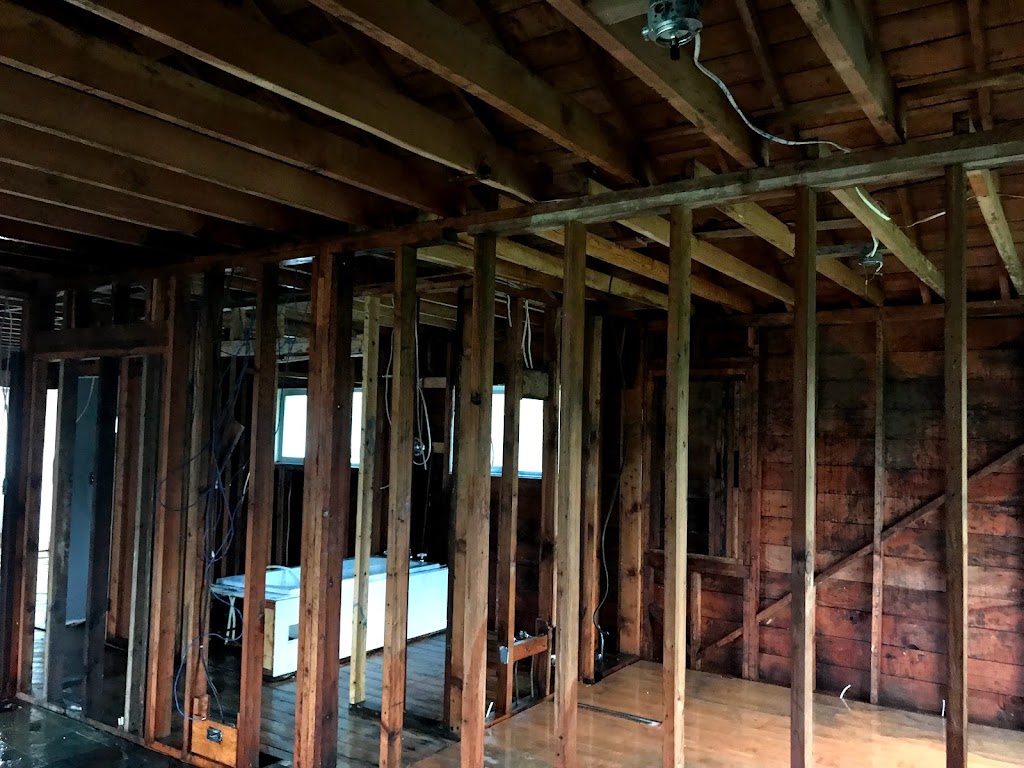 Asbestos Removal New Westminster | 404 Seventh St, New Westminster, BC V3M 3L1, Canada | Phone: (778) 881-4357
