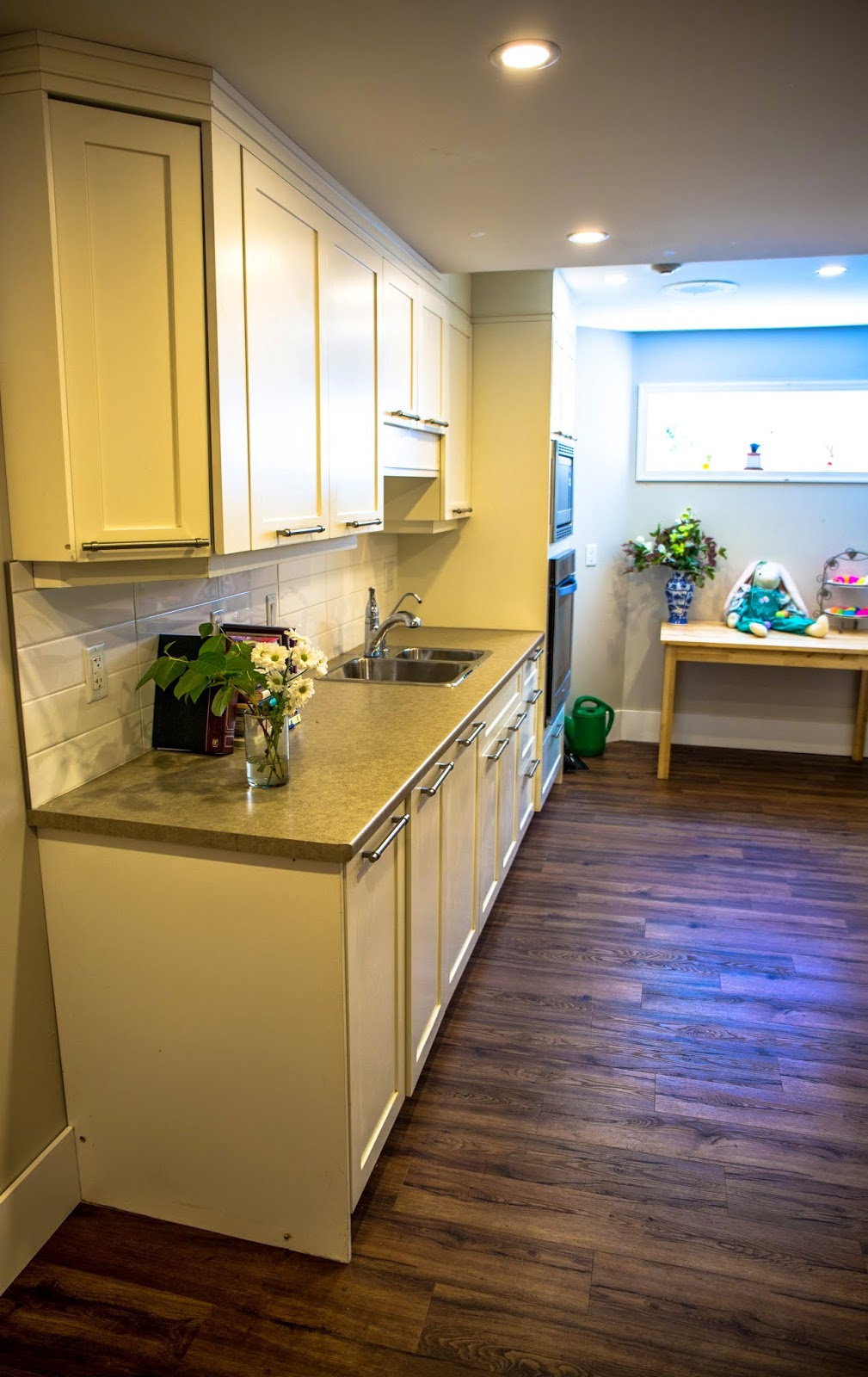 Douglas Care | 657 Niagara St, Victoria, BC V8V 1J1, Canada | Phone: (250) 383-9011