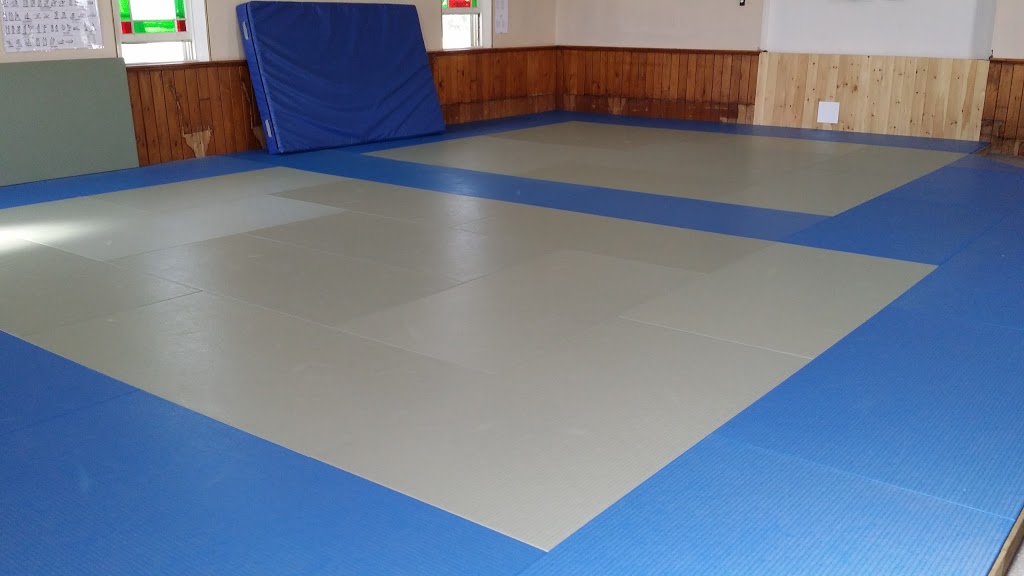 Crown Hill Martial Arts | 605 Penetanguishene Rd, Barrie, ON L4M 4Y8, Canada | Phone: (705) 305-4636