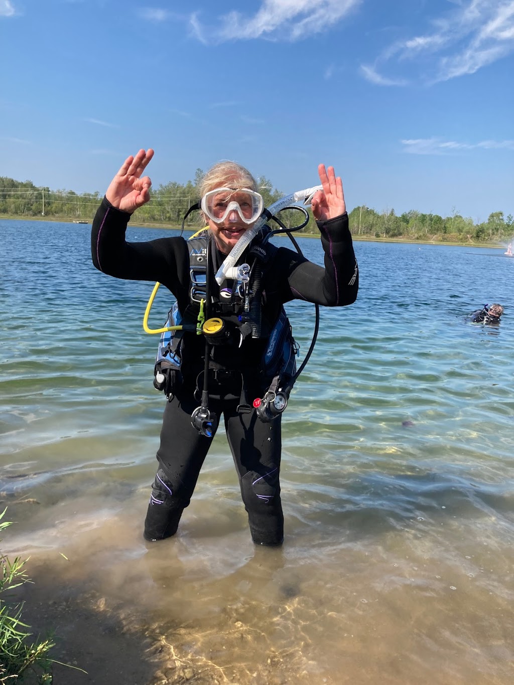 Float N Flag Dive Centre | 3245 Harvester Rd #9, Burlington, ON L7N 3T7, Canada | Phone: (905) 333-3483