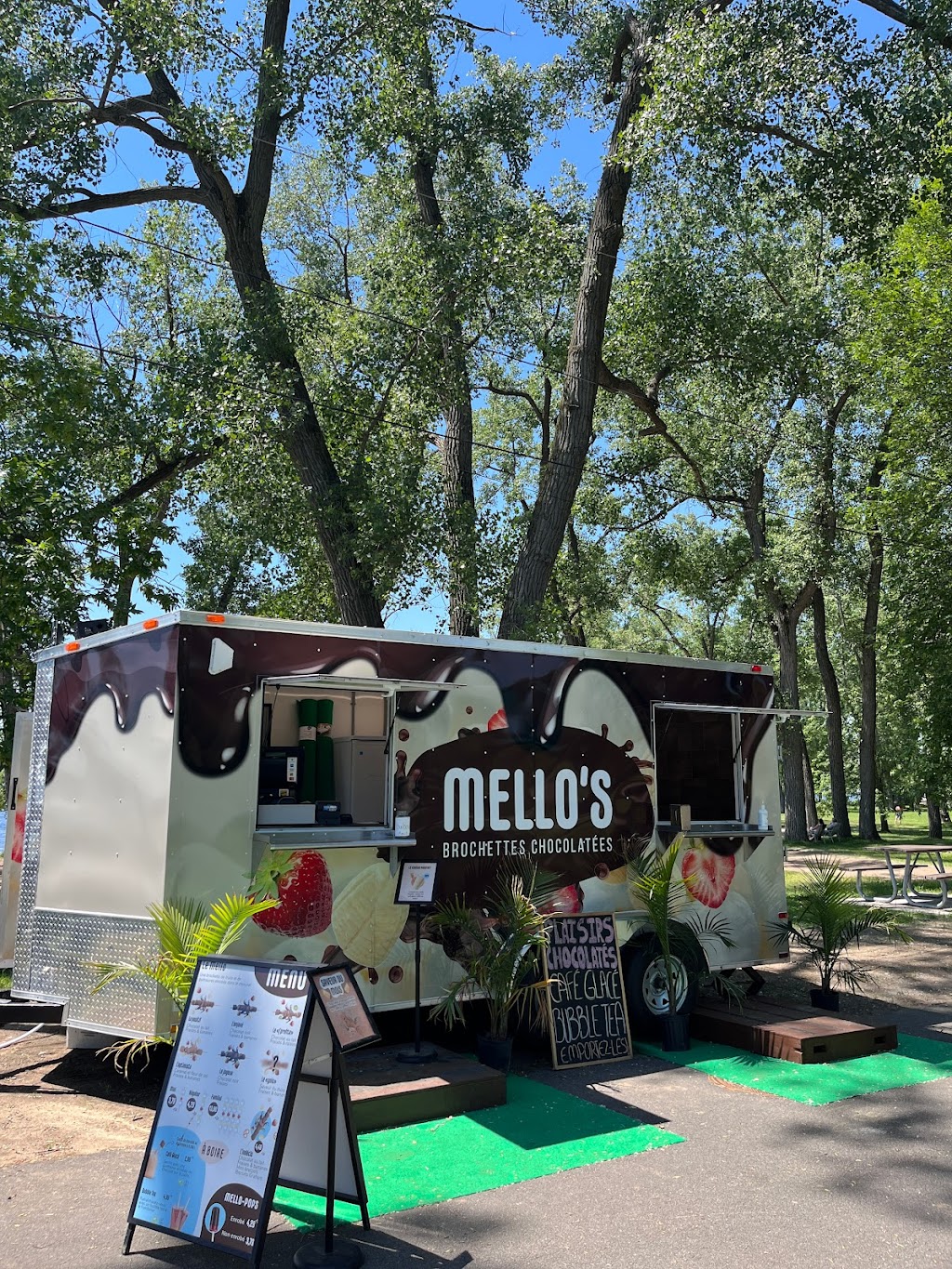 Mellos - Brochettes Chocolatées | Prom. de la Plage, Trois-Rivières, QC G9A 5K2, Canada | Phone: (819) 692-4769