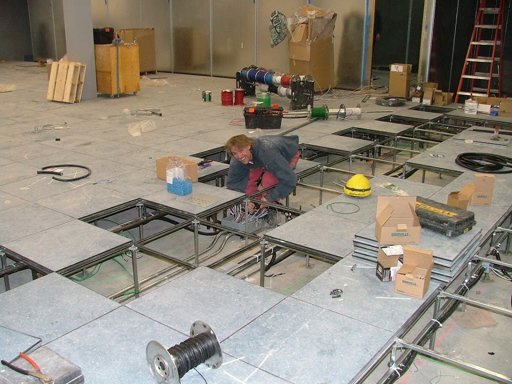 Zerem Electrical Services | 800 Arrow Rd, North York, ON M9M 2Z8, Canada | Phone: (416) 749-5666