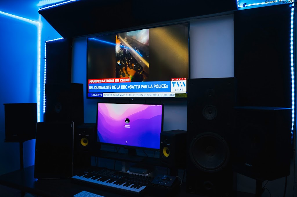 lesstudiosSANDMAN | 1900 Av. du Cheminot, Québec, QC G1E 3G4, Canada | Phone: (581) 443-7701