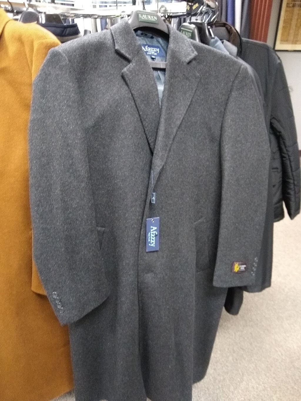 Riverside Mens Shop | 6470 Transit Rd, Cheektowaga, NY 14225, USA | Phone: (716) 833-8401