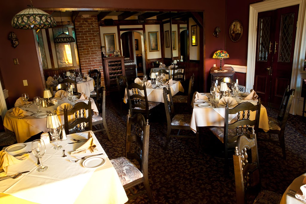 Cabottos | 5816 Hazeldean Rd, Stittsville, ON K2S 1B9, Canada | Phone: (613) 592-3097