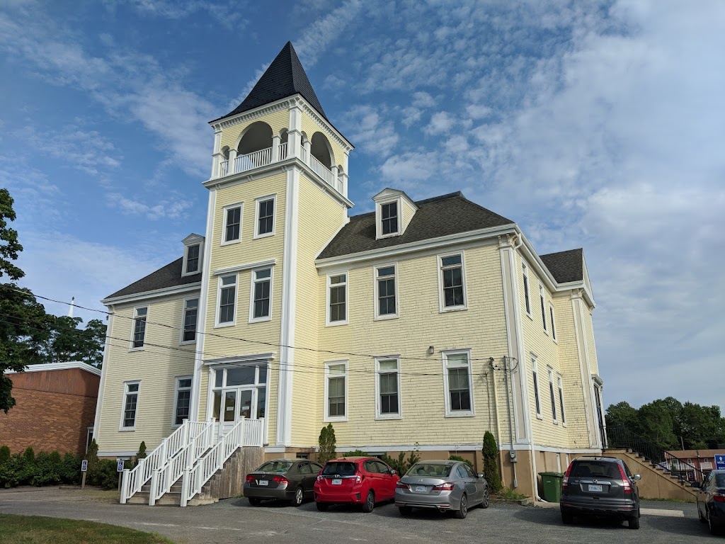Mahone Bay Centre | 45 School St, Mahone Bay, NS B0J 2E0, Canada | Phone: (902) 624-0890