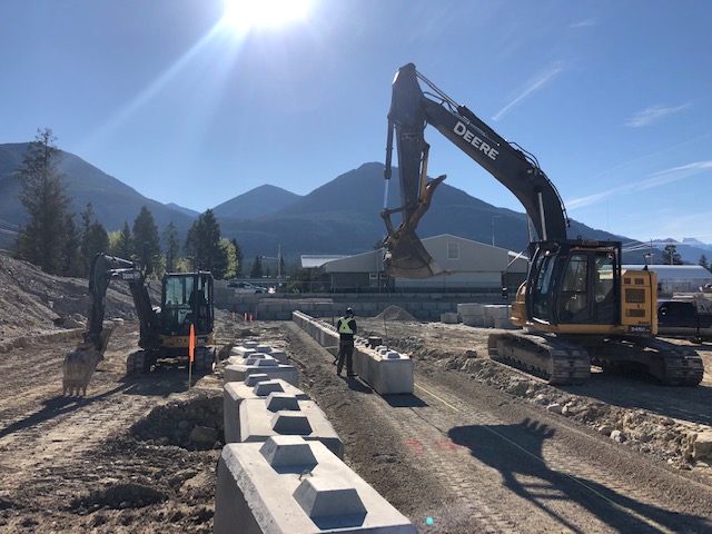 CS McLean contracting | 492 Lakeview Dr., Invermere, BC V0A 1K3, Canada | Phone: (250) 341-1669